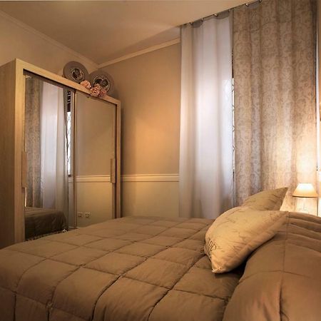 Casa Di Charme "Rosa-Rosae" Apartment เวโรนา ภายนอก รูปภาพ