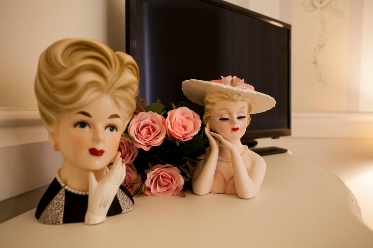 Casa Di Charme "Rosa-Rosae" Apartment เวโรนา ภายนอก รูปภาพ