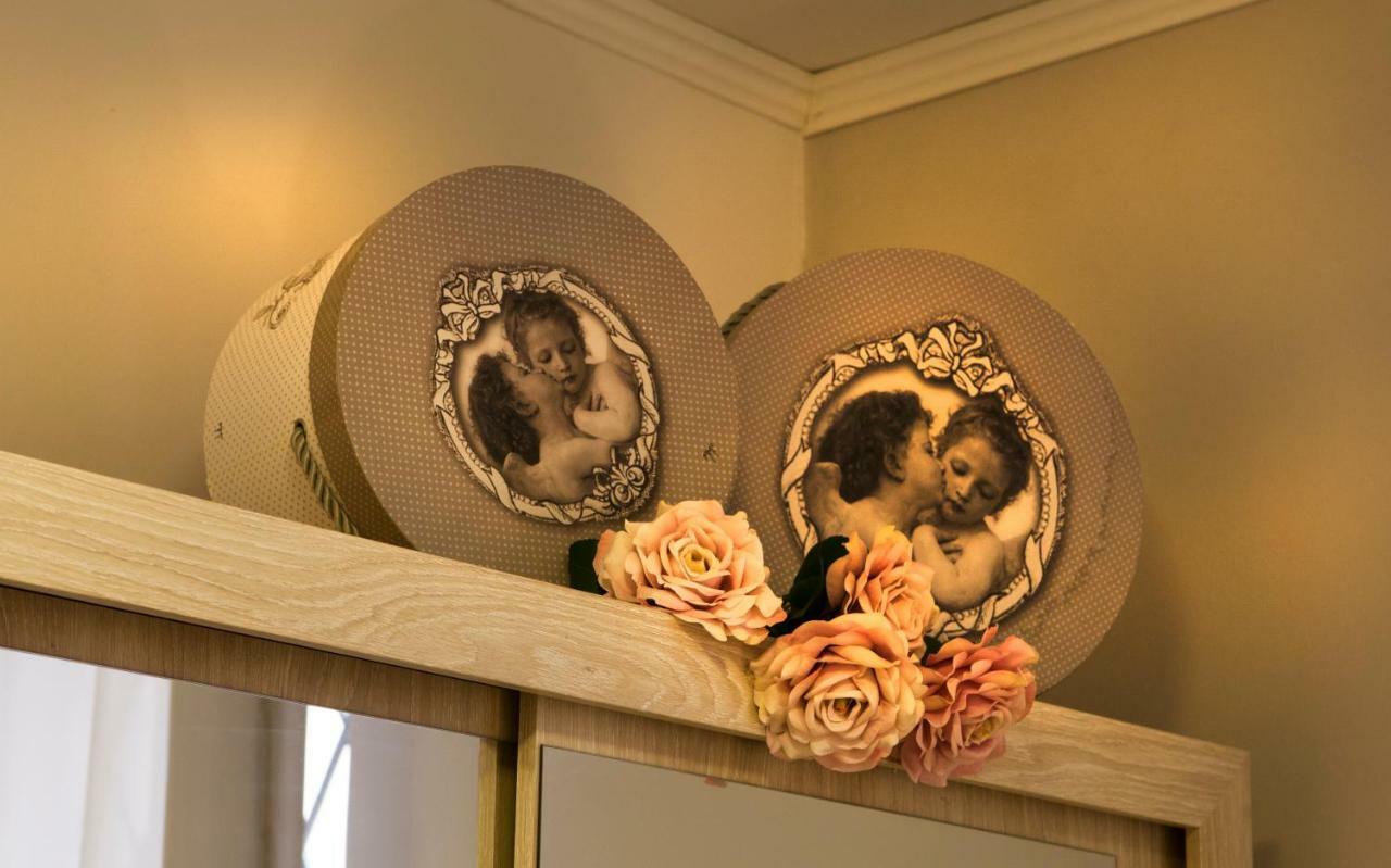 Casa Di Charme "Rosa-Rosae" Apartment เวโรนา ภายนอก รูปภาพ