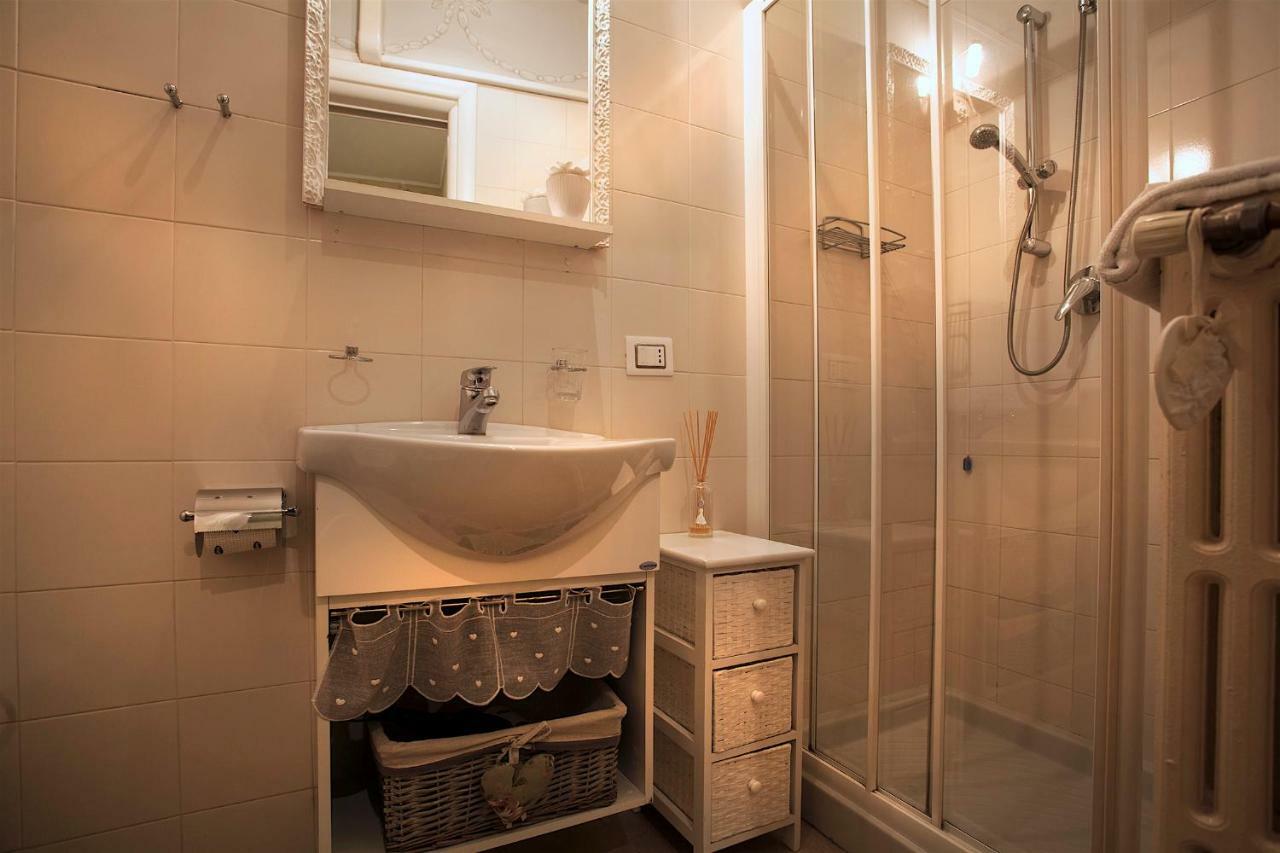 Casa Di Charme "Rosa-Rosae" Apartment เวโรนา ภายนอก รูปภาพ